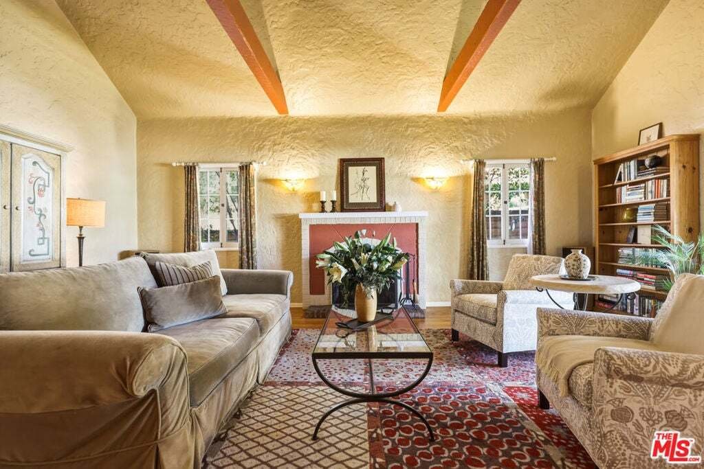 House in Glendale, California, United States 5 - 18866347