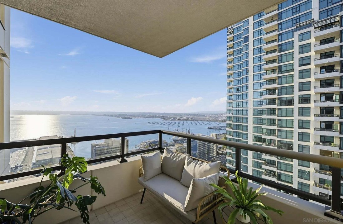 Condo in San Diego, California, United States 1 - 18866704