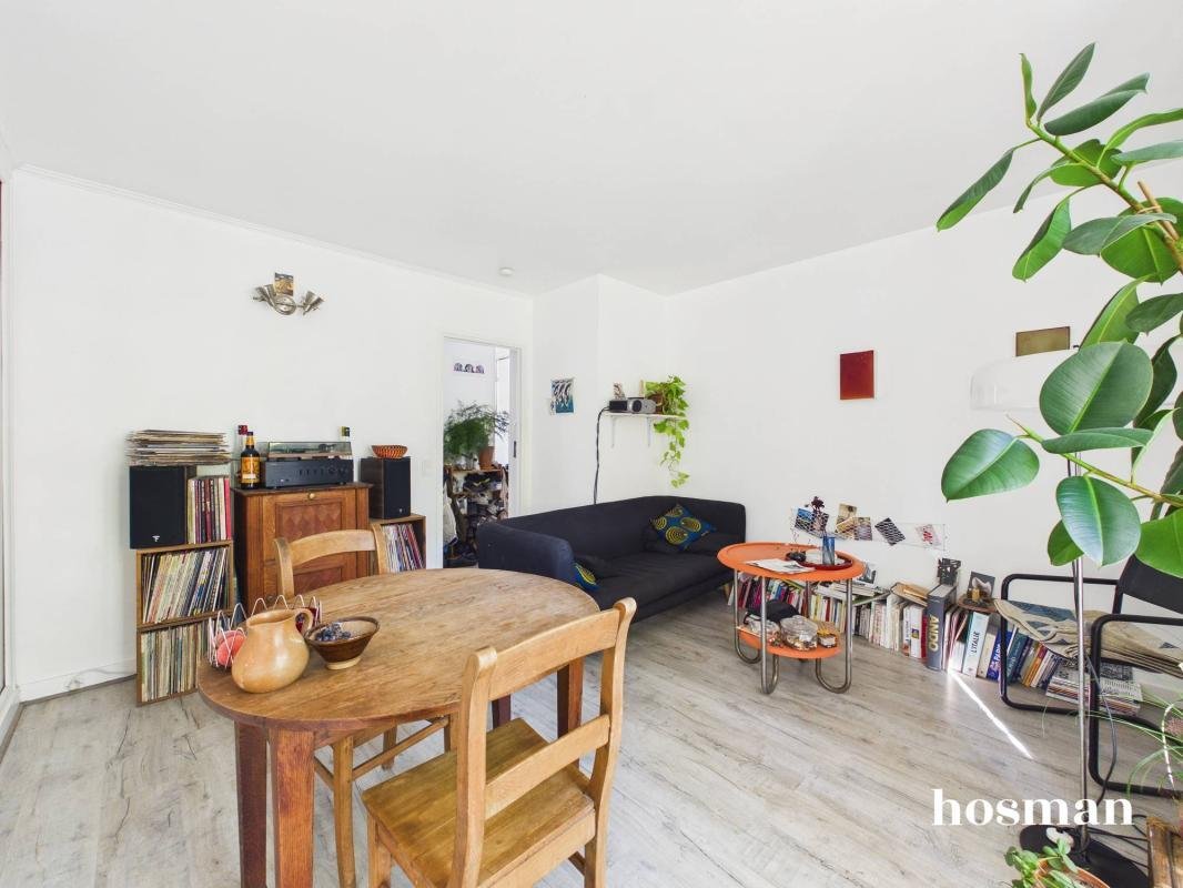 Apartment in Secrétan, Paris 19e Arrondissement, Paris 3 - 18865725