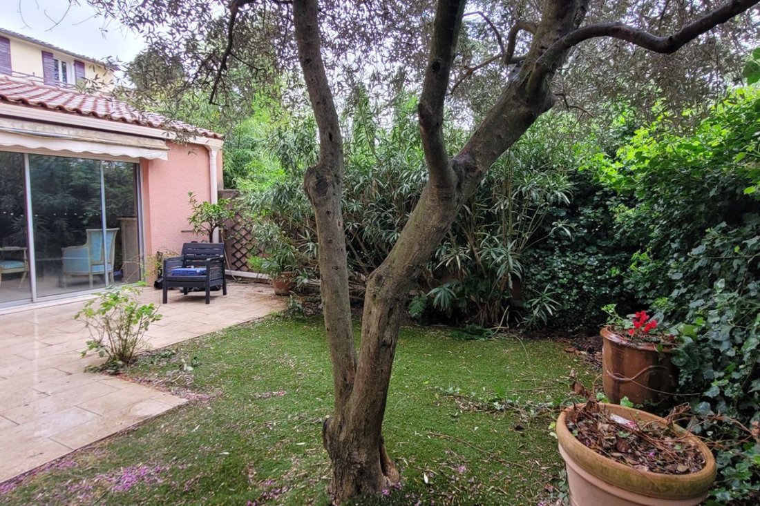 Wohnung in Le Tholonet, Provence-Alpes-Côte d'Azur, Frankreich 2 - 18867138