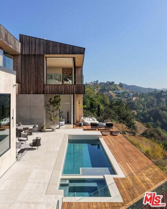 House in Los Angeles, California, United States 2 - 18866484