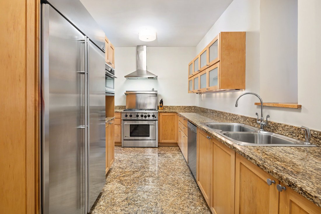 Co Op in New York, New York, United States 5 - 18866985