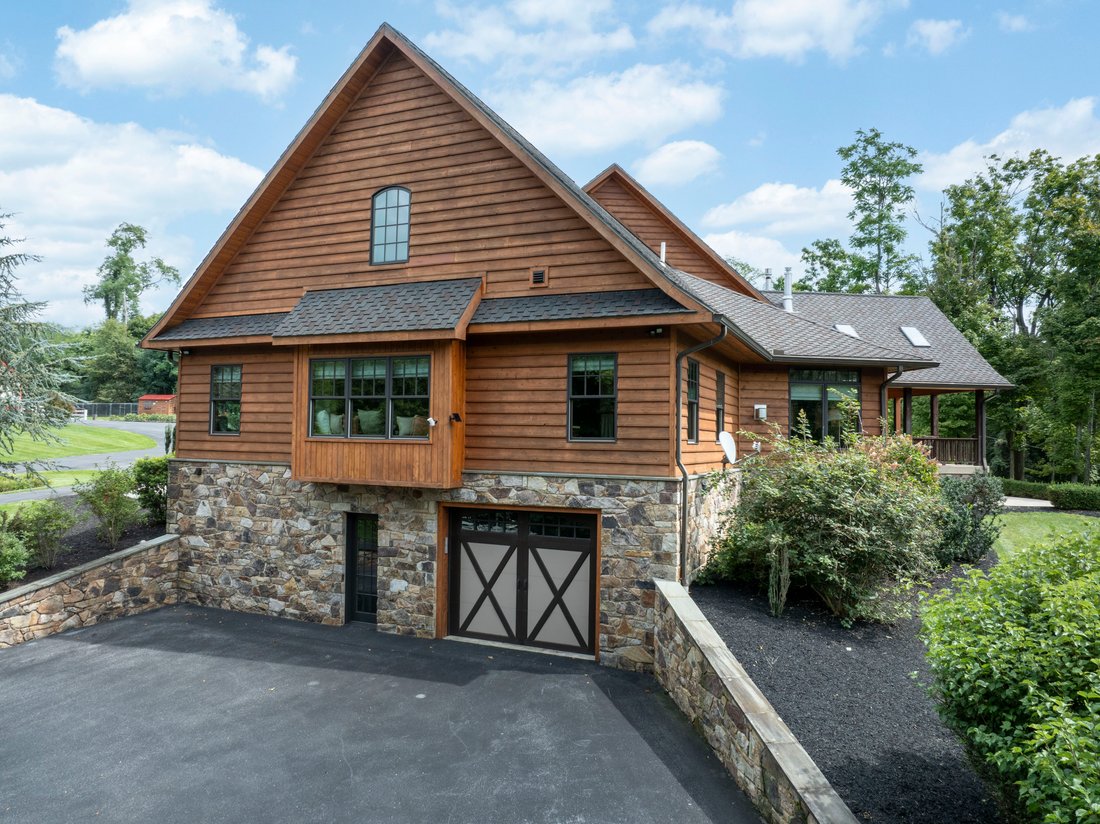 House in Woolrich, Pennsylvania, United States 5 - 18864526