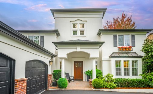 House in Olympia, Washington, United States 1