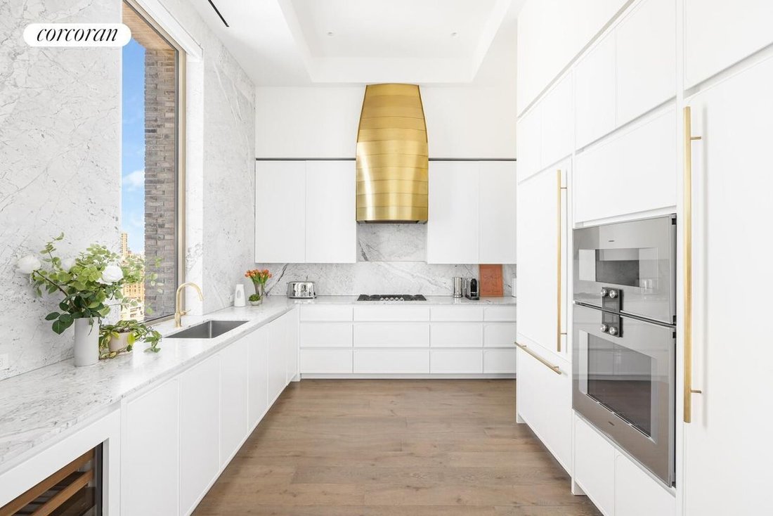 Condo in New York, New York, United States 3 - 18189893