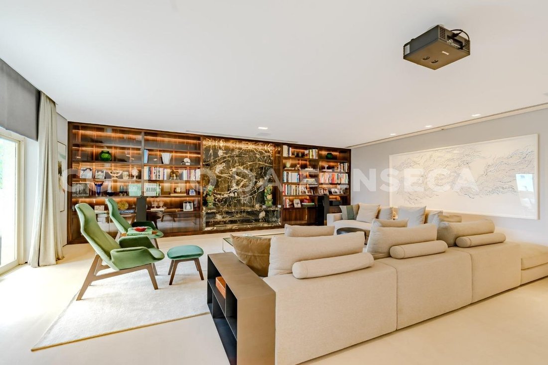 Condo in São Paulo, State of São Paulo, Brazil 5 - 18161805