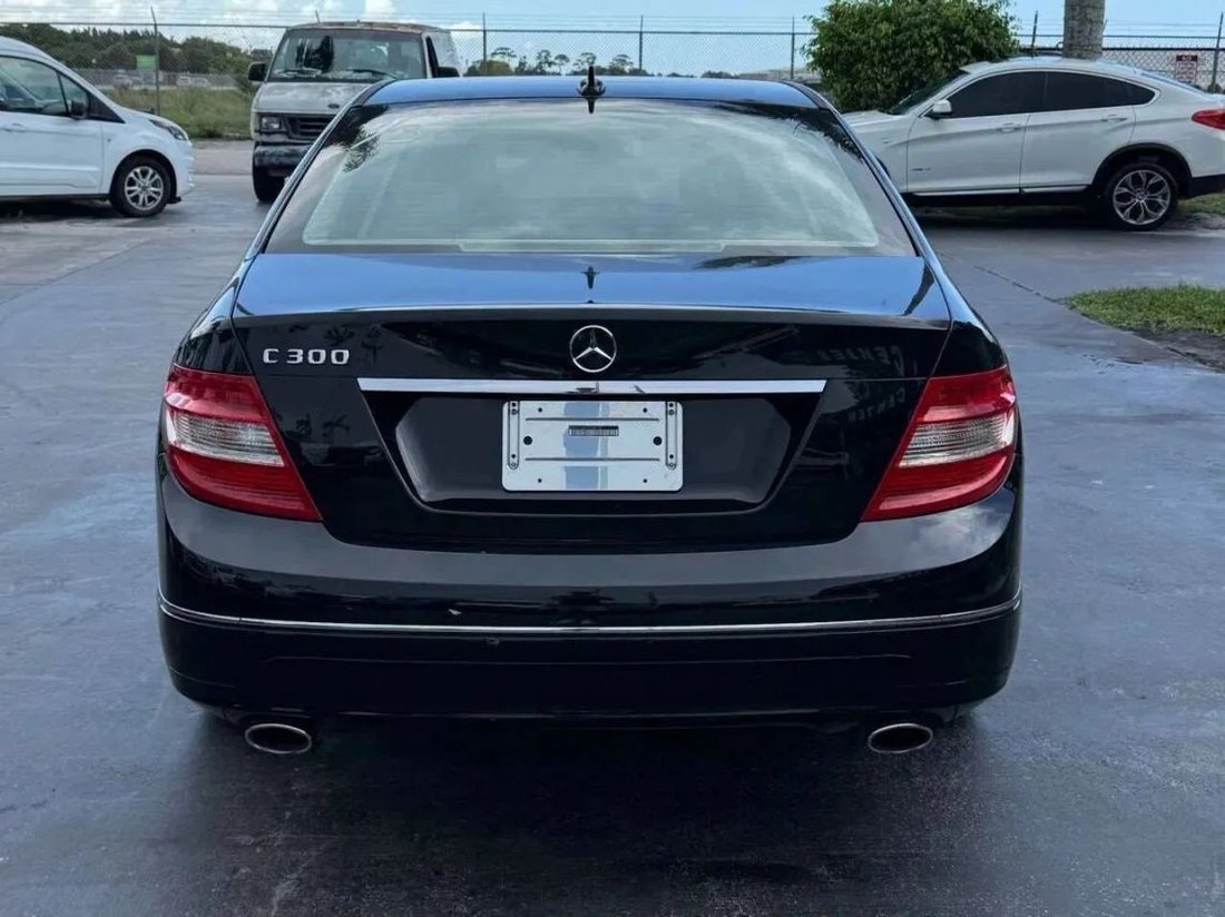 Sedan in West Palm Beach, FL, United States 4 - 18868081