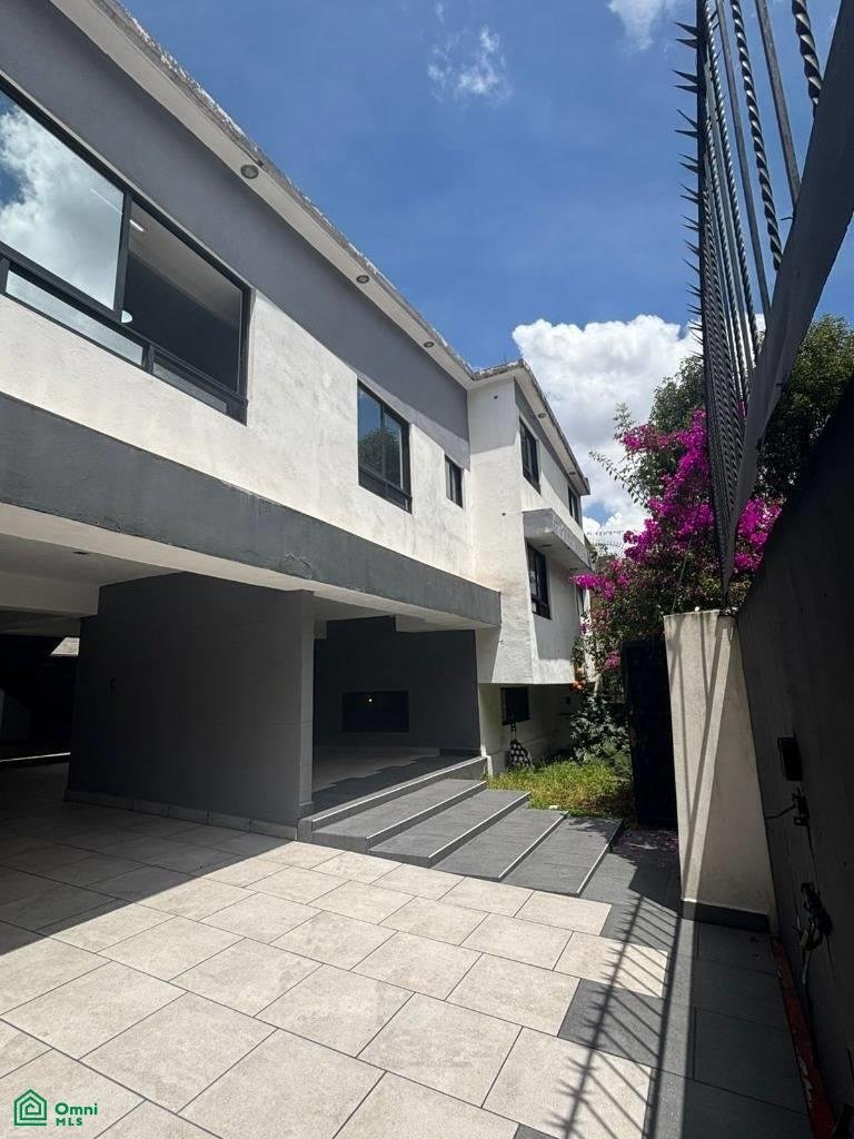 House in Santa Catarina Yecahuitzotl, Mexico City, Mexico 2 - 17232299