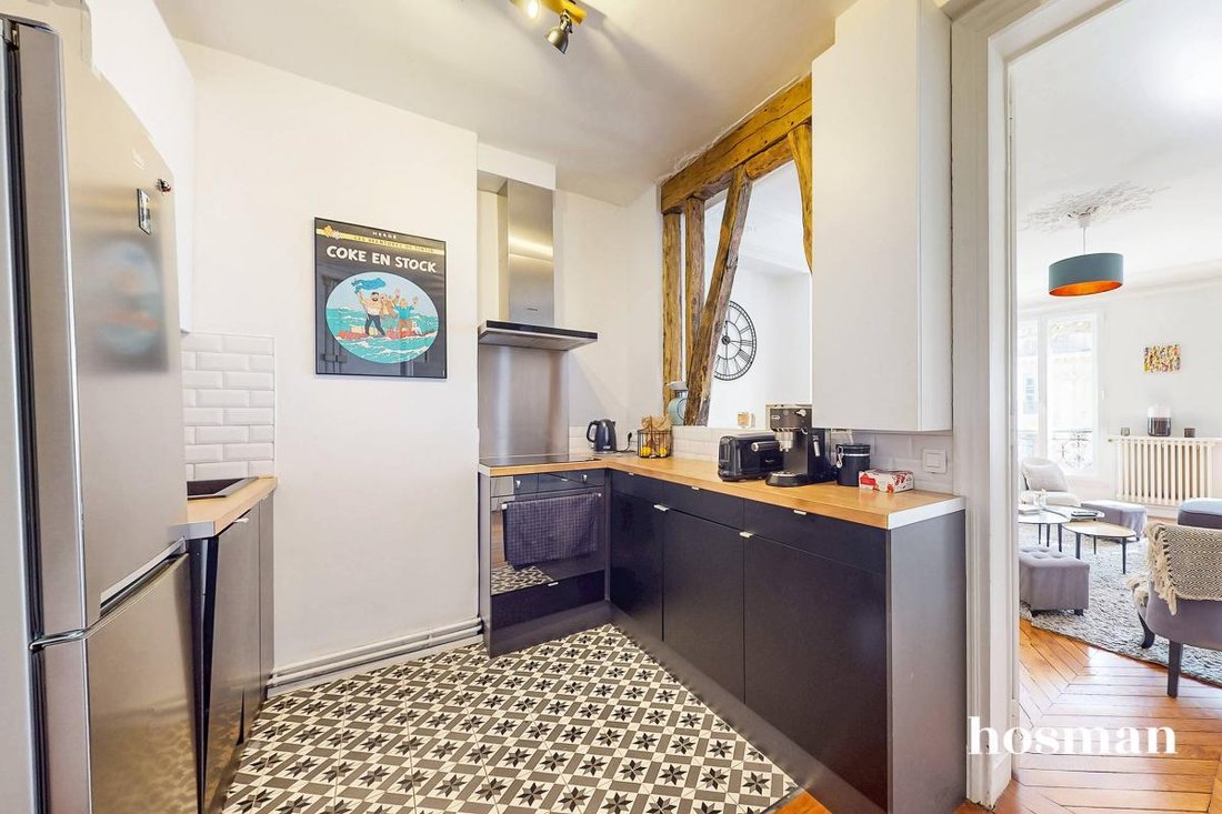 Apartment in Saint Vincent de Paul-Lariboisière, Paris 10e Arrondissement, Paris 5 - 18865729