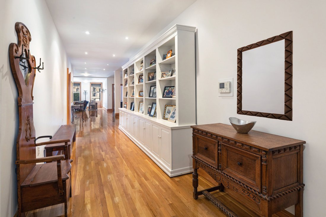 Co Op in New York, New York, United States 3 - 18866985