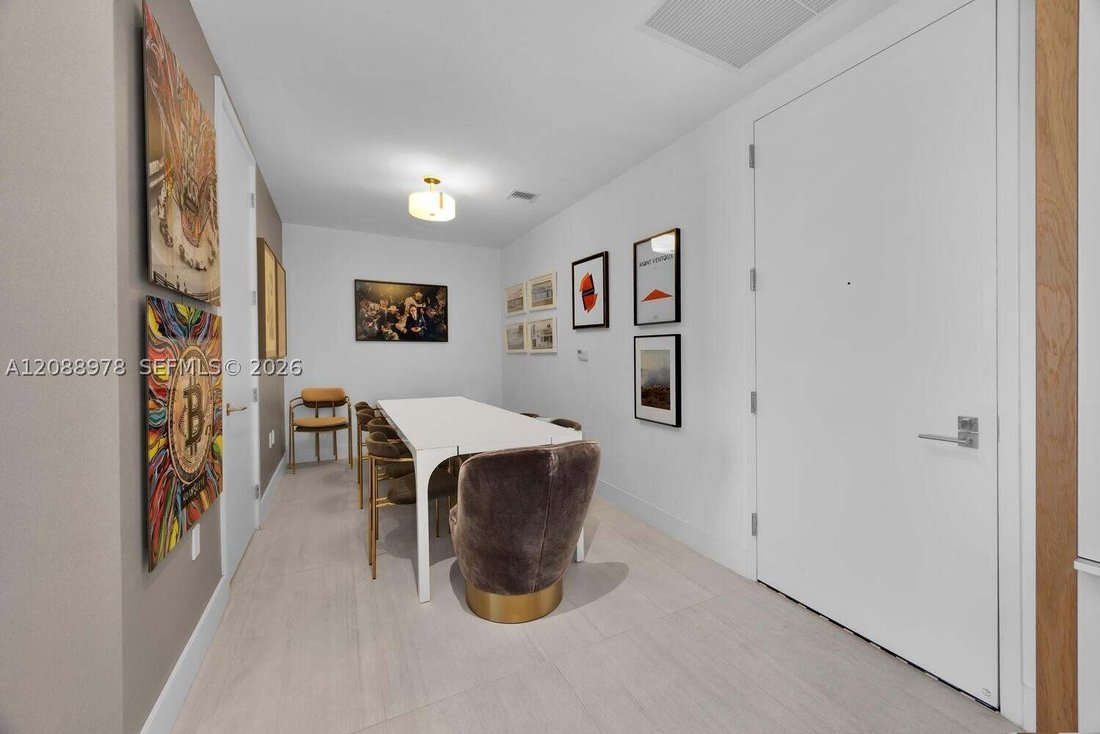 Appartement à Miami, Floride, États-Unis 5 - 18866413