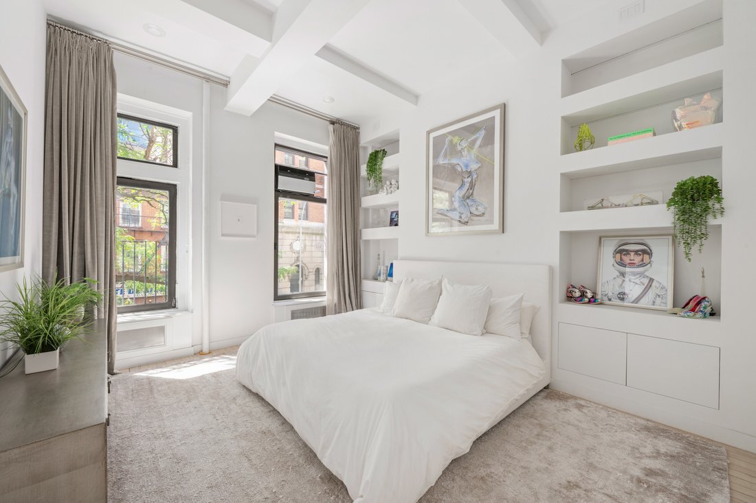Co Op in New York, New York, United States 5 - 18866968