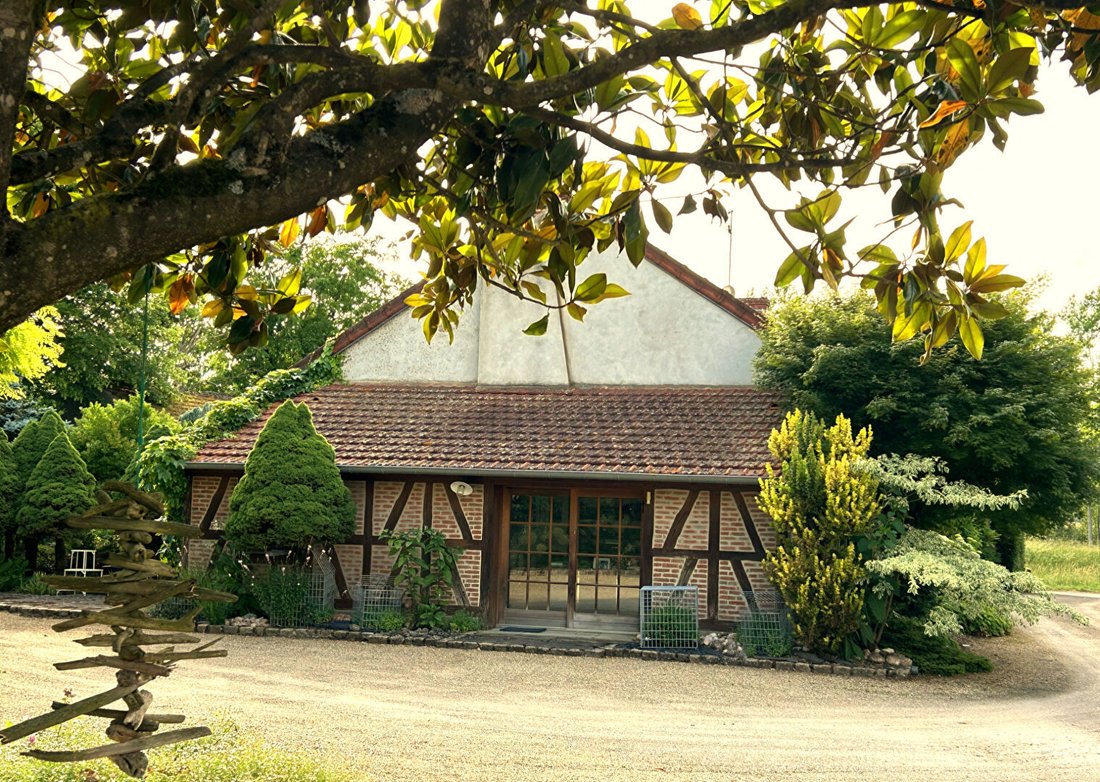 Villa in Chalon-sur-Saone, Bourgogne – Franche-Comté, France 1 - 18864394