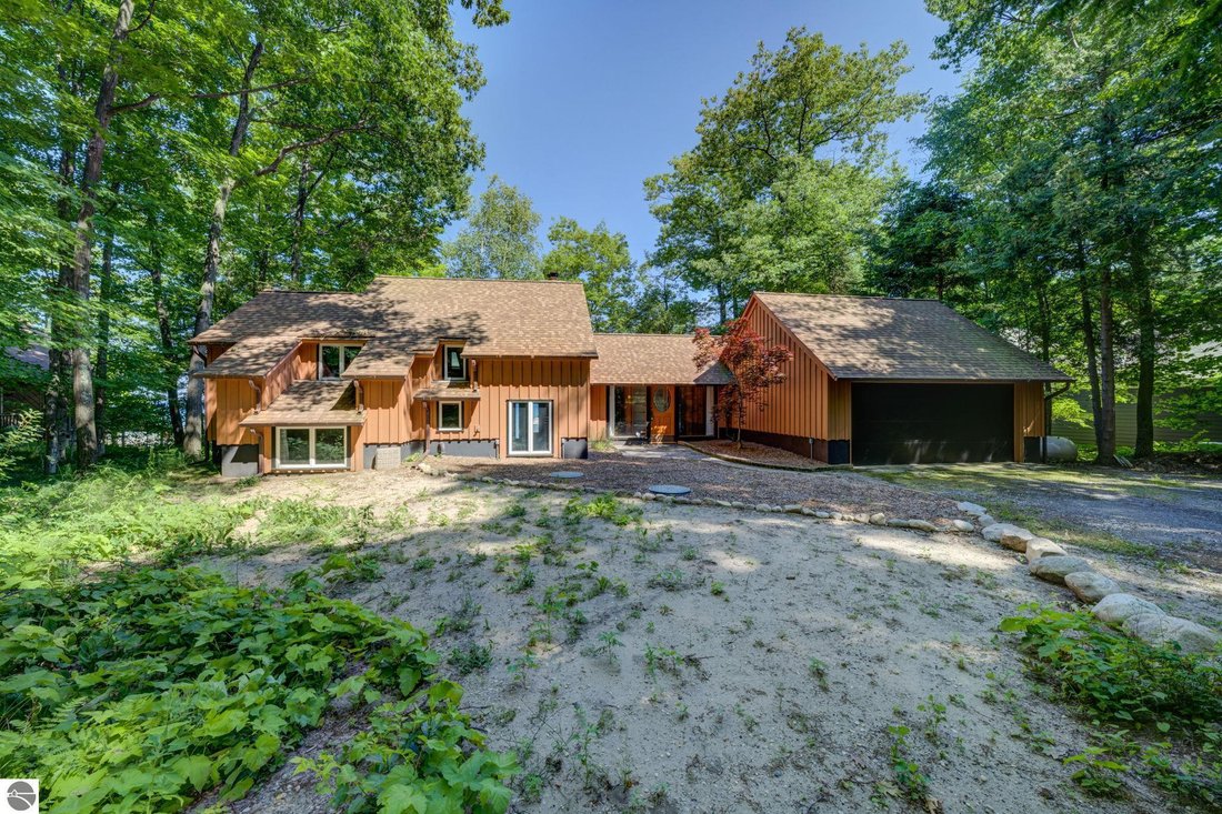Haus in Suttons Bay, Michigan, Vereinigte Staaten 1 - 18865892