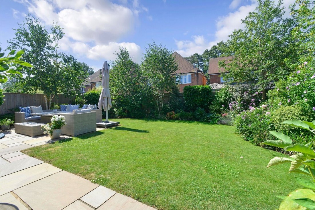 Casa a Cranleigh, Inghilterra 4 - 18865545