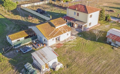House in Viareggio, Tuscany, Italy 1
