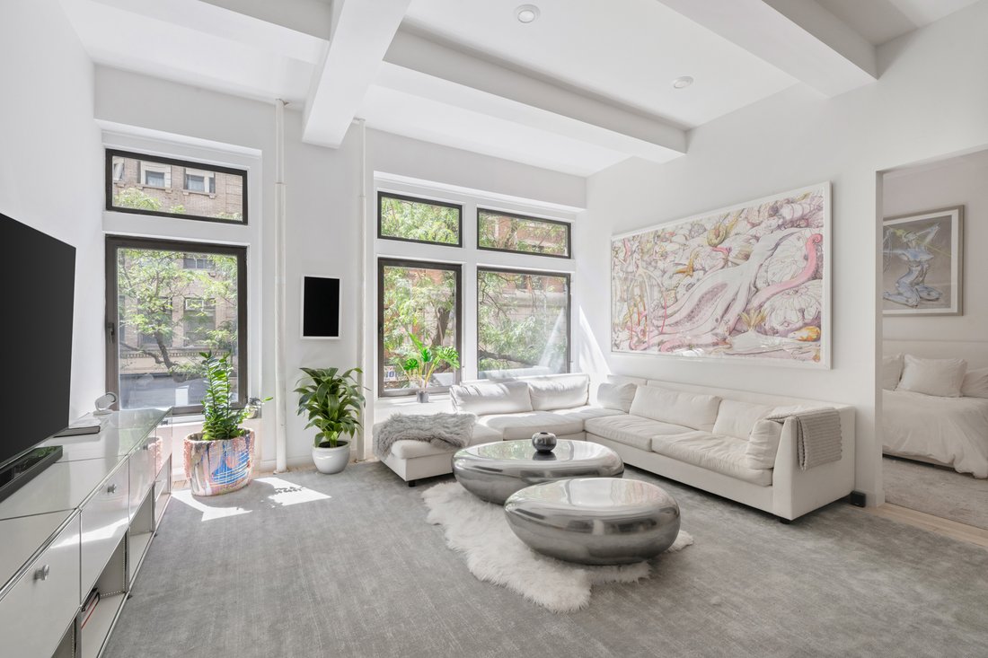 Co Op in New York, New York, United States 2 - 18866968