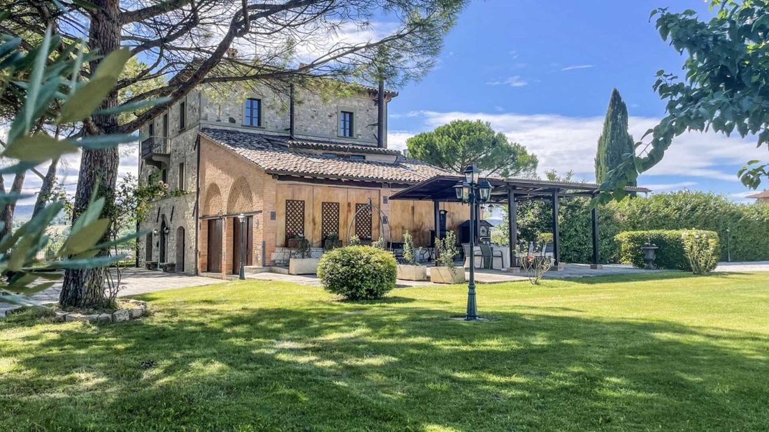 Villa in Todi, Umbrien, Italien 1 - 18867006