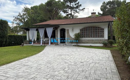 Villa à Poveromo, Massa, Italie 1