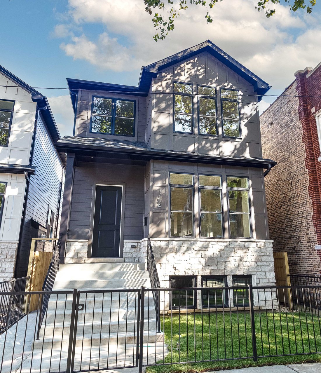 House in Chicago, Illinois, United States 1 - 18863926