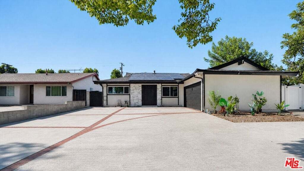 House in Los Angeles, California, United States 3 - 18866344