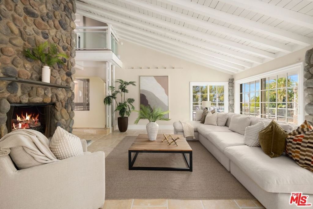 House in Los Angeles, California, United States 2 - 18866465