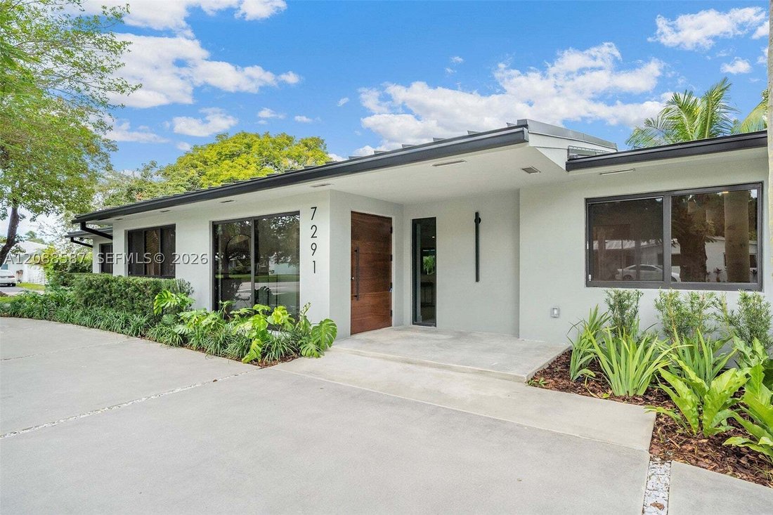 Casa a Coral Gables, Florida, Stati Uniti 2 - 18866387