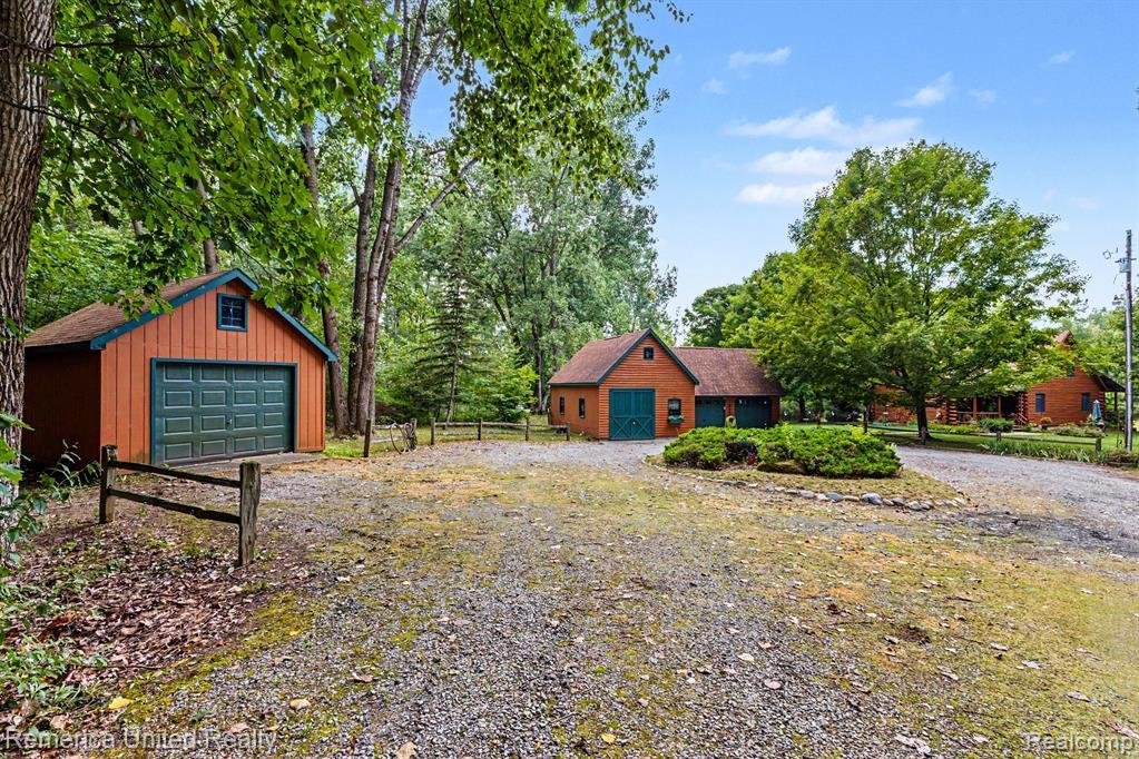 House in Otisville, Michigan, United States 5 - 18861245