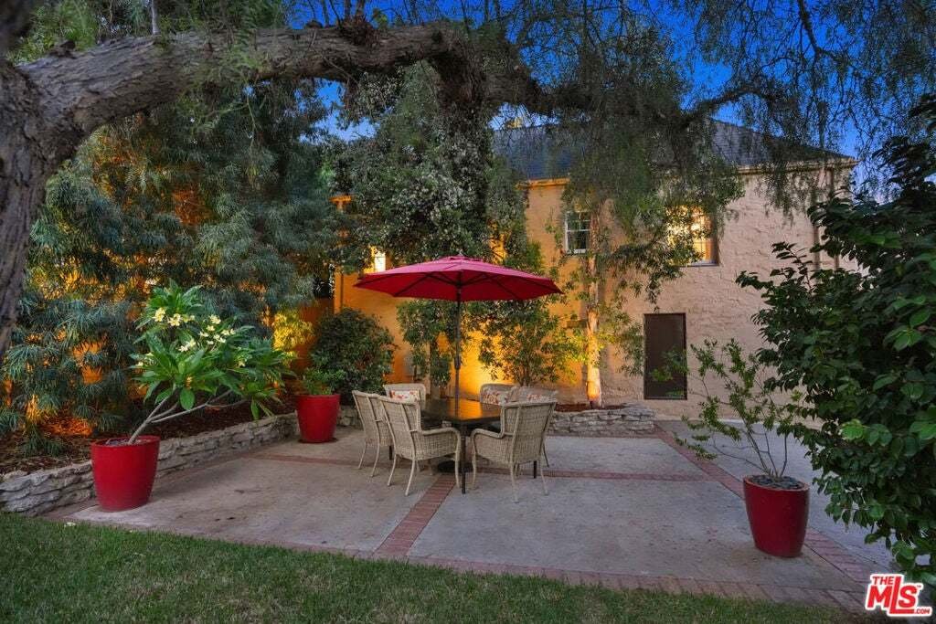 House in Glendale, California, United States 2 - 18866347