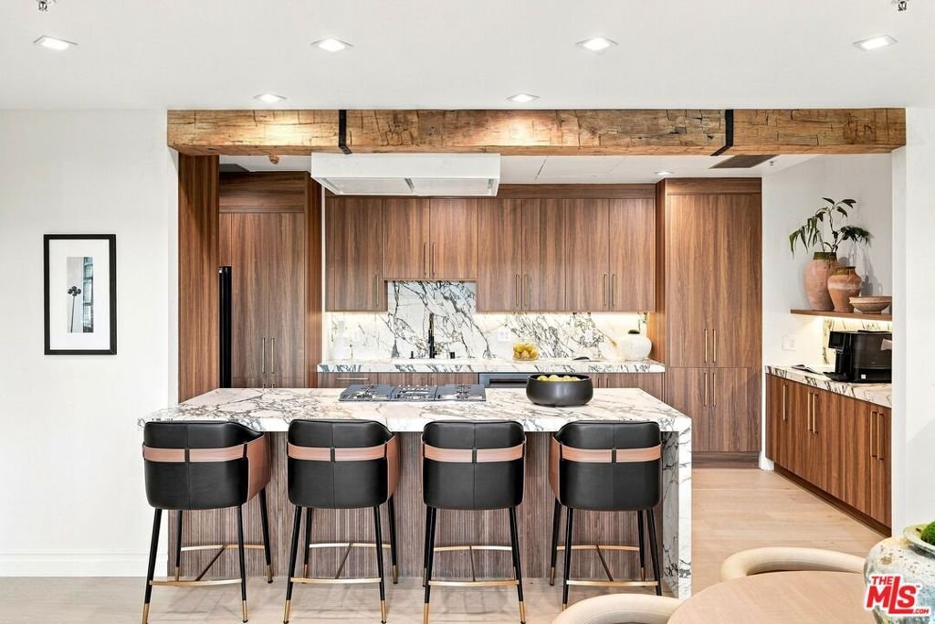 Condo in Los Angeles, California, United States 4 - 18866331