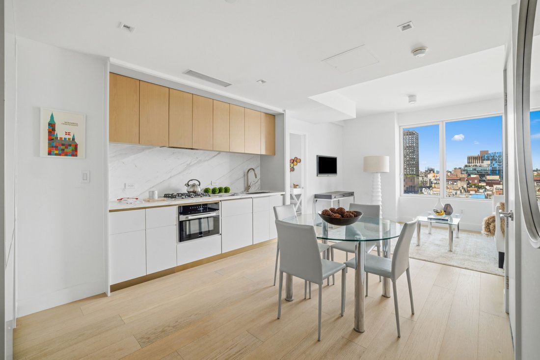 Condo in New York, New York, United States 2 - 18868607