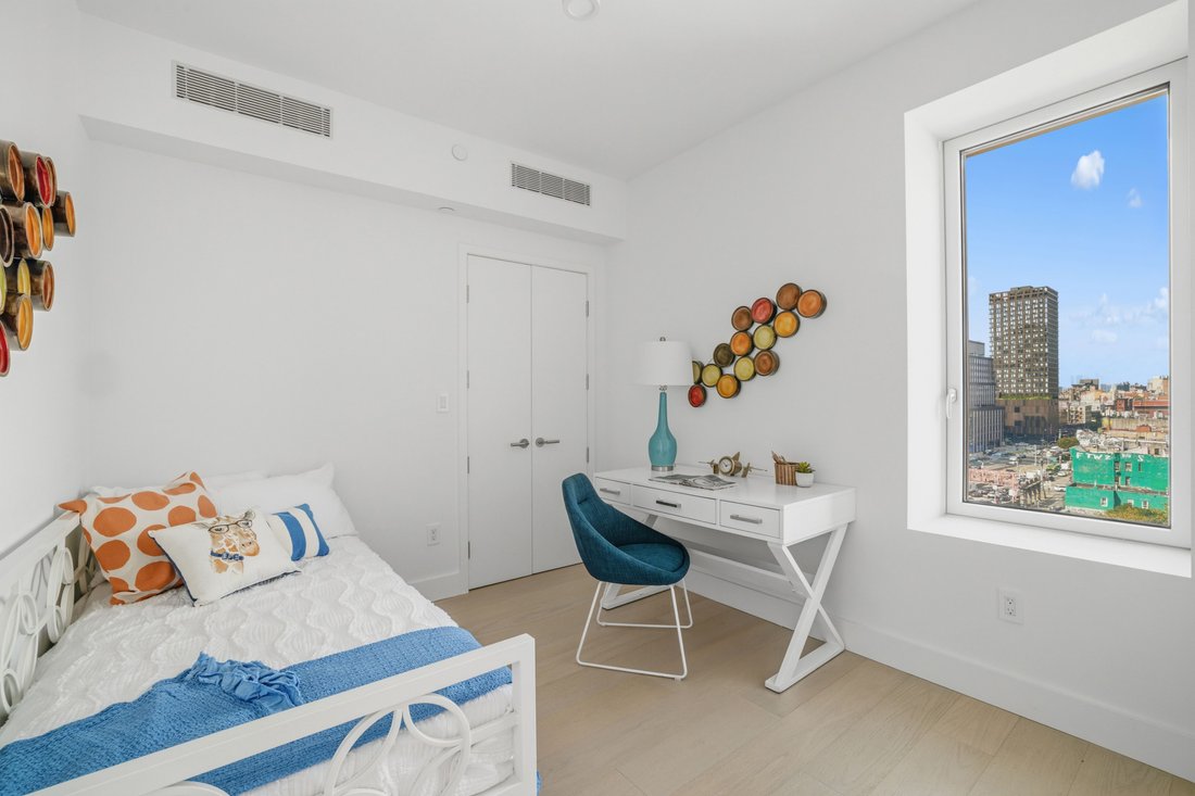 Condo in New York, New York, United States 5 - 18868607