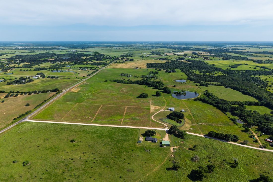 Otros en Bellville, Texas, Estados Unidos 3 - 18868596