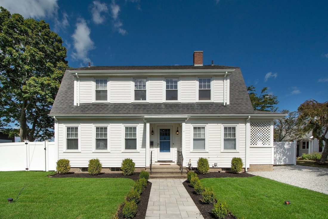 House in Quincy, Massachusetts, United States 3 - 18285922