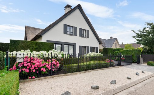 Villa a Hoogstraten, Fiandre, Belgio 1