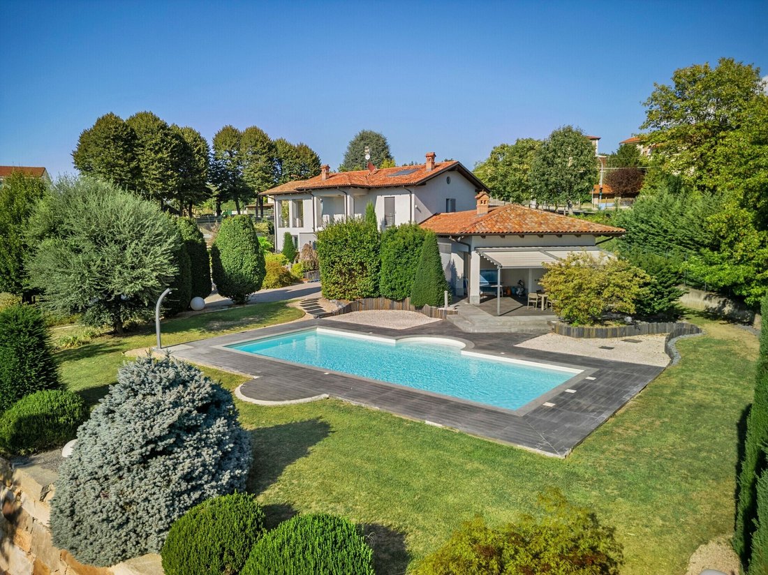 Villa à Novello, Piémont, Italie 1 - 18869227