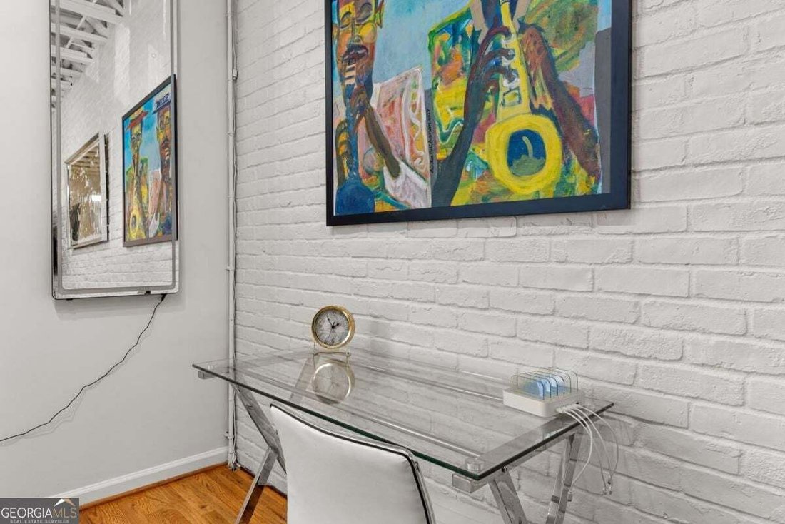 Condo in Atlanta, Georgia, United States 5 - 18869127