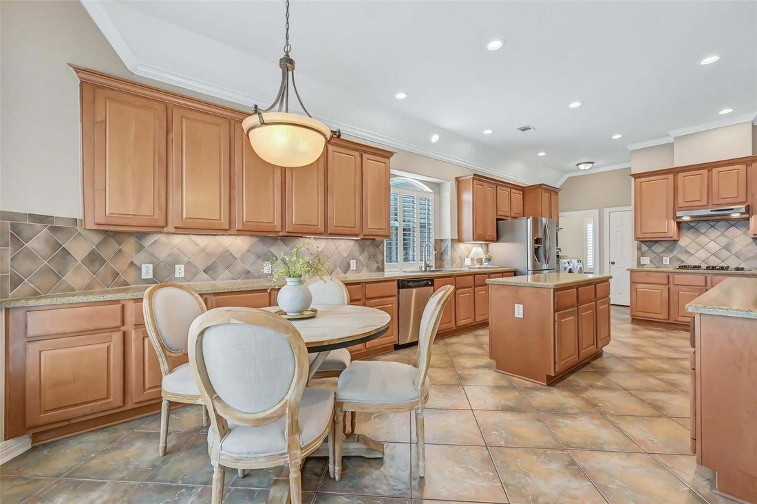 House in Friendswood, Texas, United States 4 - 18869016