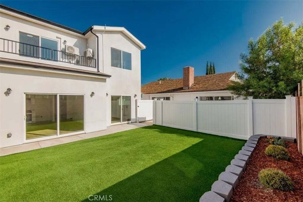 House in Los Angeles, California, United States 1 - 18869034