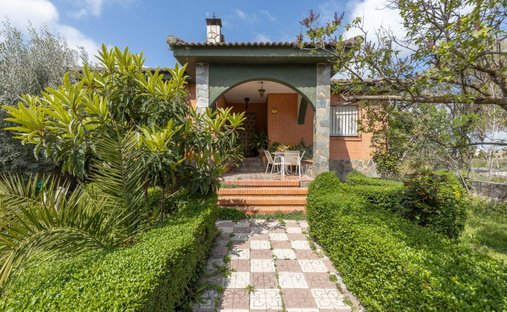 House in Gojar, Andalusia, Spain 1