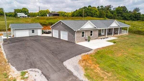 House in Sevierville, Tennessee, United States 2 - 18868855