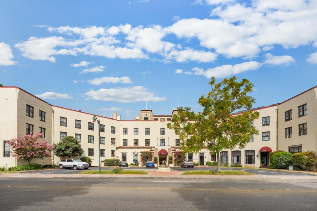 Alameda, California, United States 1 - 18868680
