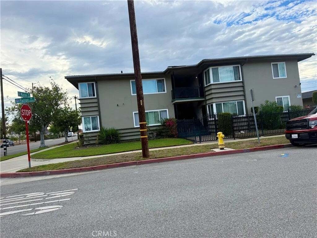 Altro a Gardena, California, Stati Uniti 4 - 18869069