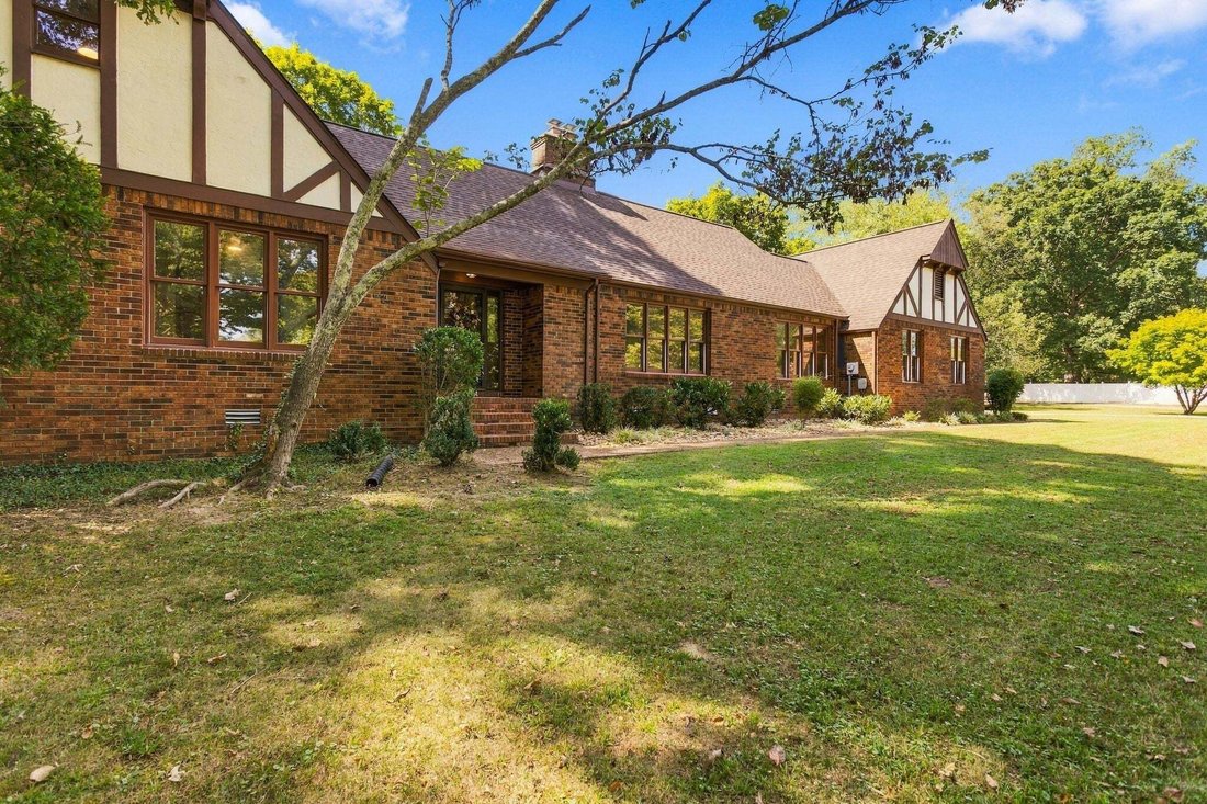 House in Tullahoma, Tennessee, United States 3 - 18868845