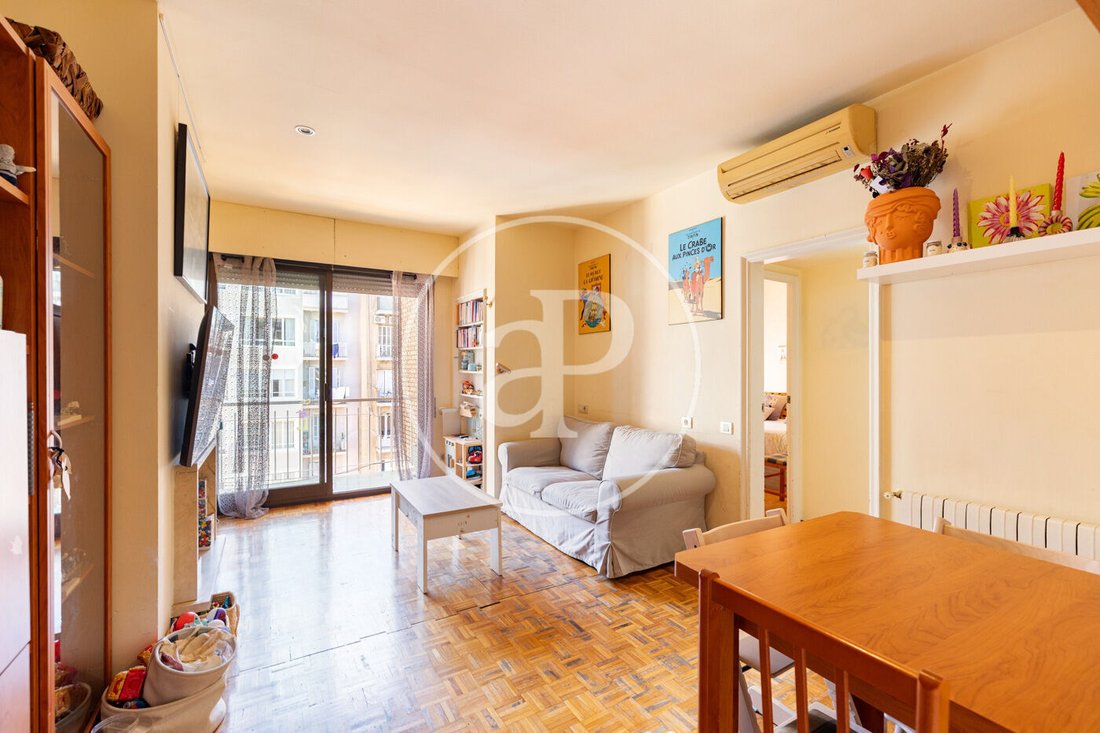 Apartment in Sarrià-Sant Gervasi, Barcelona, Spain 1 - 18869332