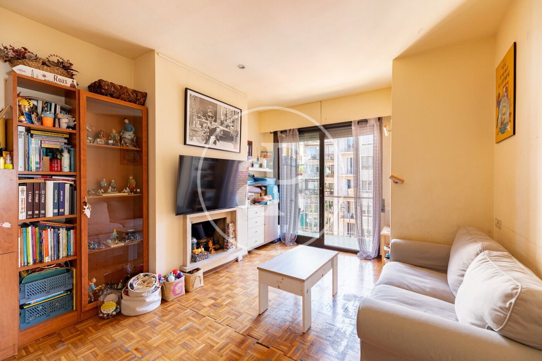 Apartment in Sarrià-Sant Gervasi, Barcelona, Spain 2 - 18869332