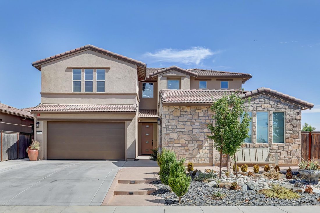 House in Elk Grove, California, United States 1 - 18868969