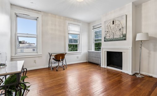 House in Union City, New Jersey, United States 1
