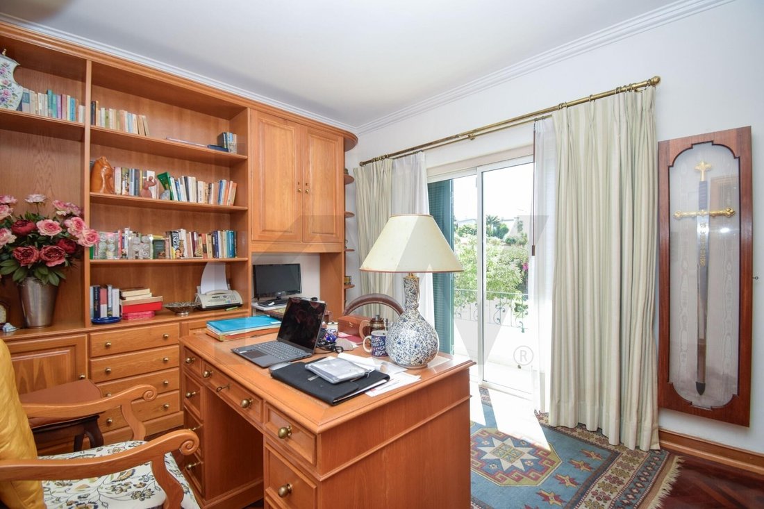 Residenza a Carcavelos e Parede, Lisbona, Portogallo 1 - 18869256