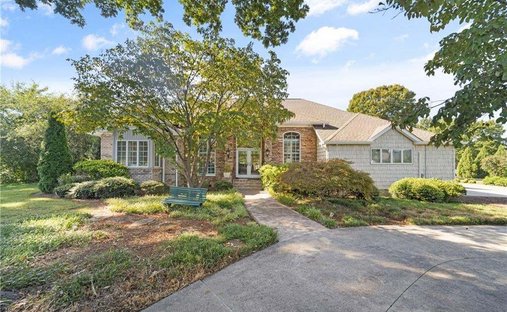 House in Advance, North Carolina, United States 1